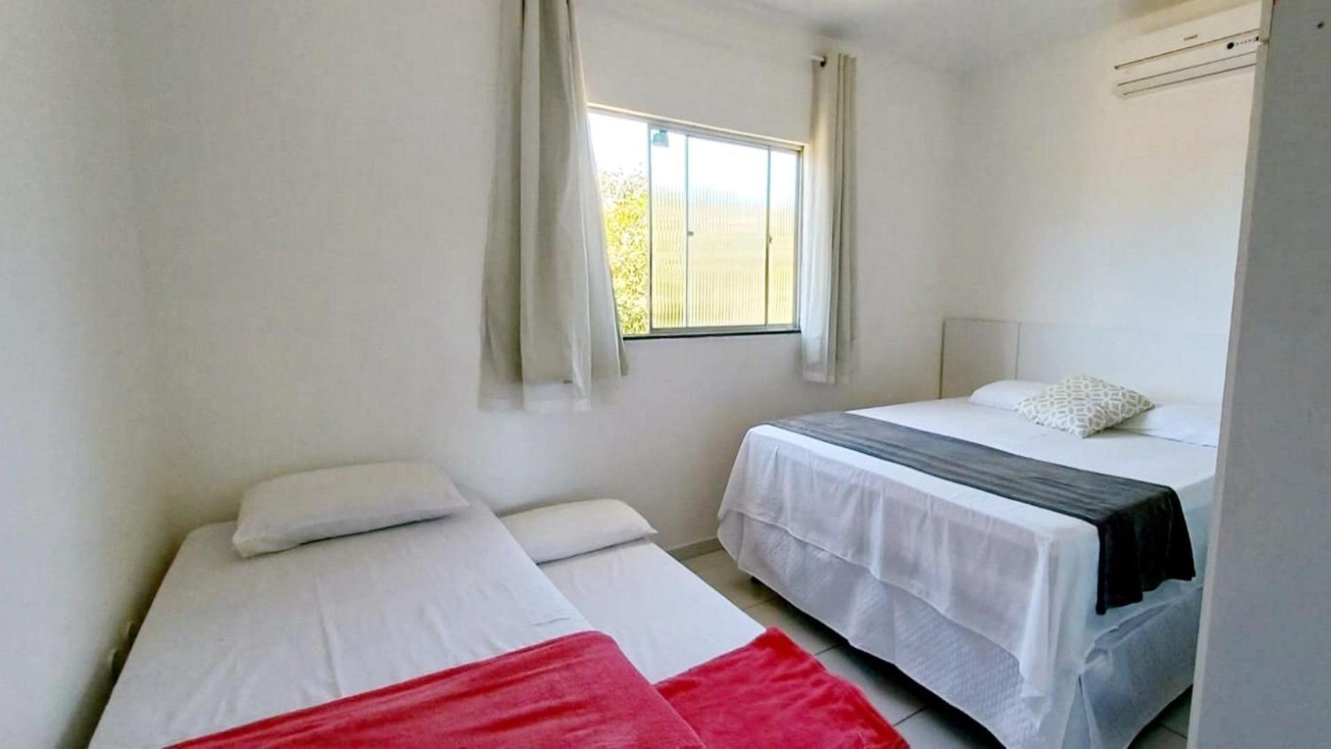Casa Com Piscina E 4 Quartos Em Casa de férias *